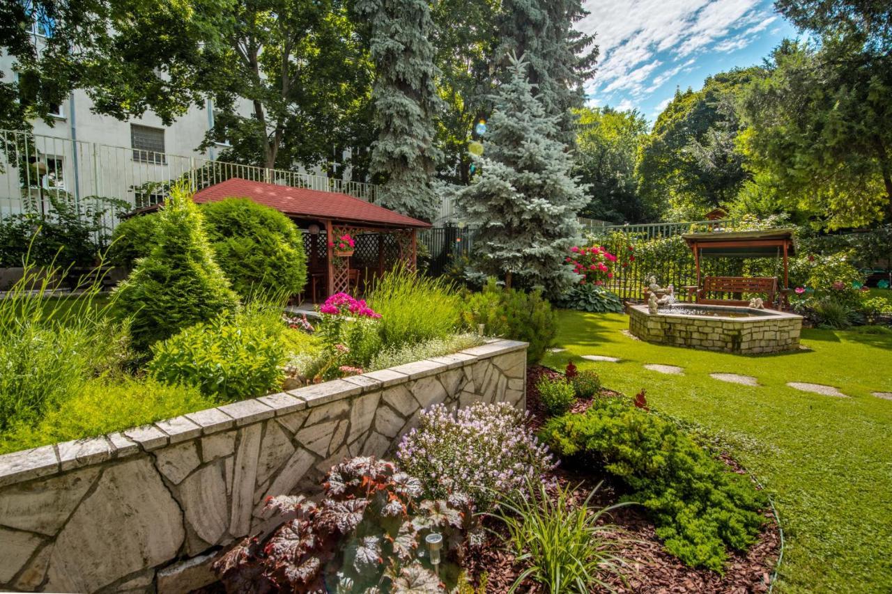 Hotel Arcus Garden Bratislava Ngoại thất bức ảnh
