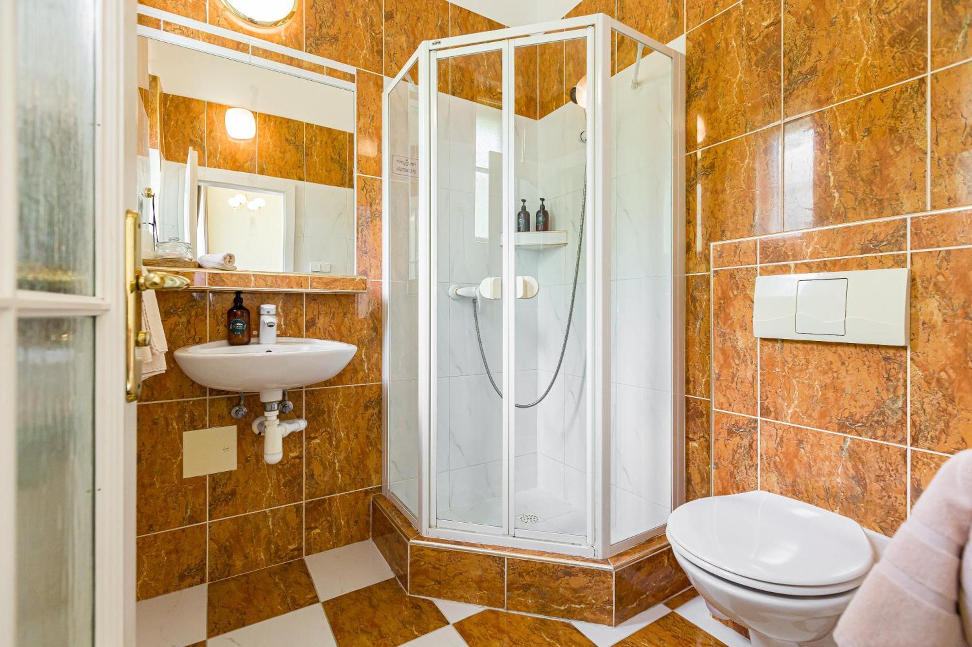 Hotel Arcus Garden Bratislava Ngoại thất bức ảnh