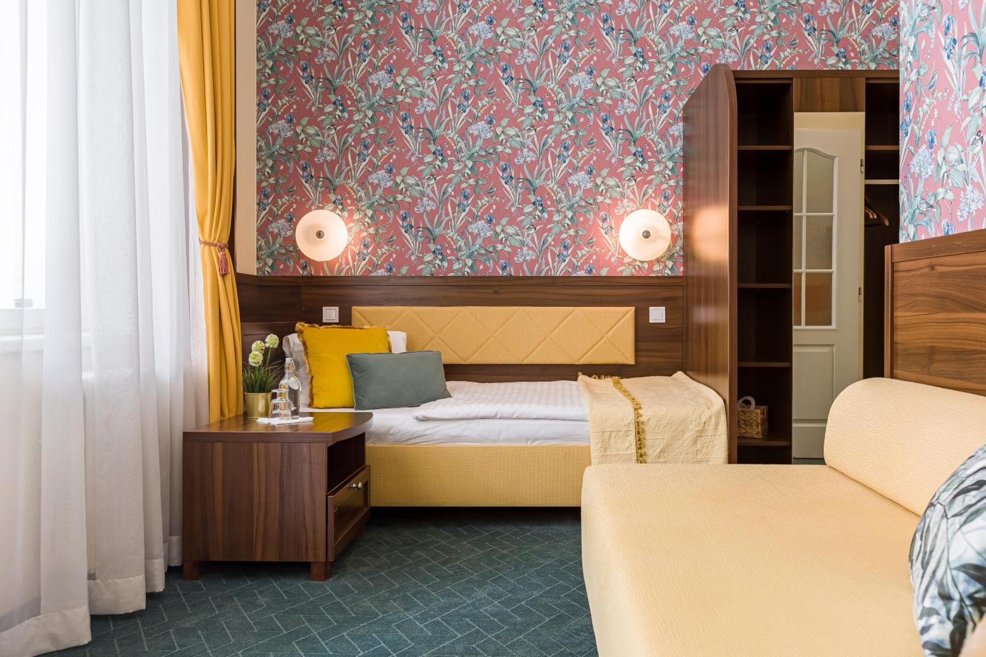 Hotel Arcus Garden Bratislava Ngoại thất bức ảnh