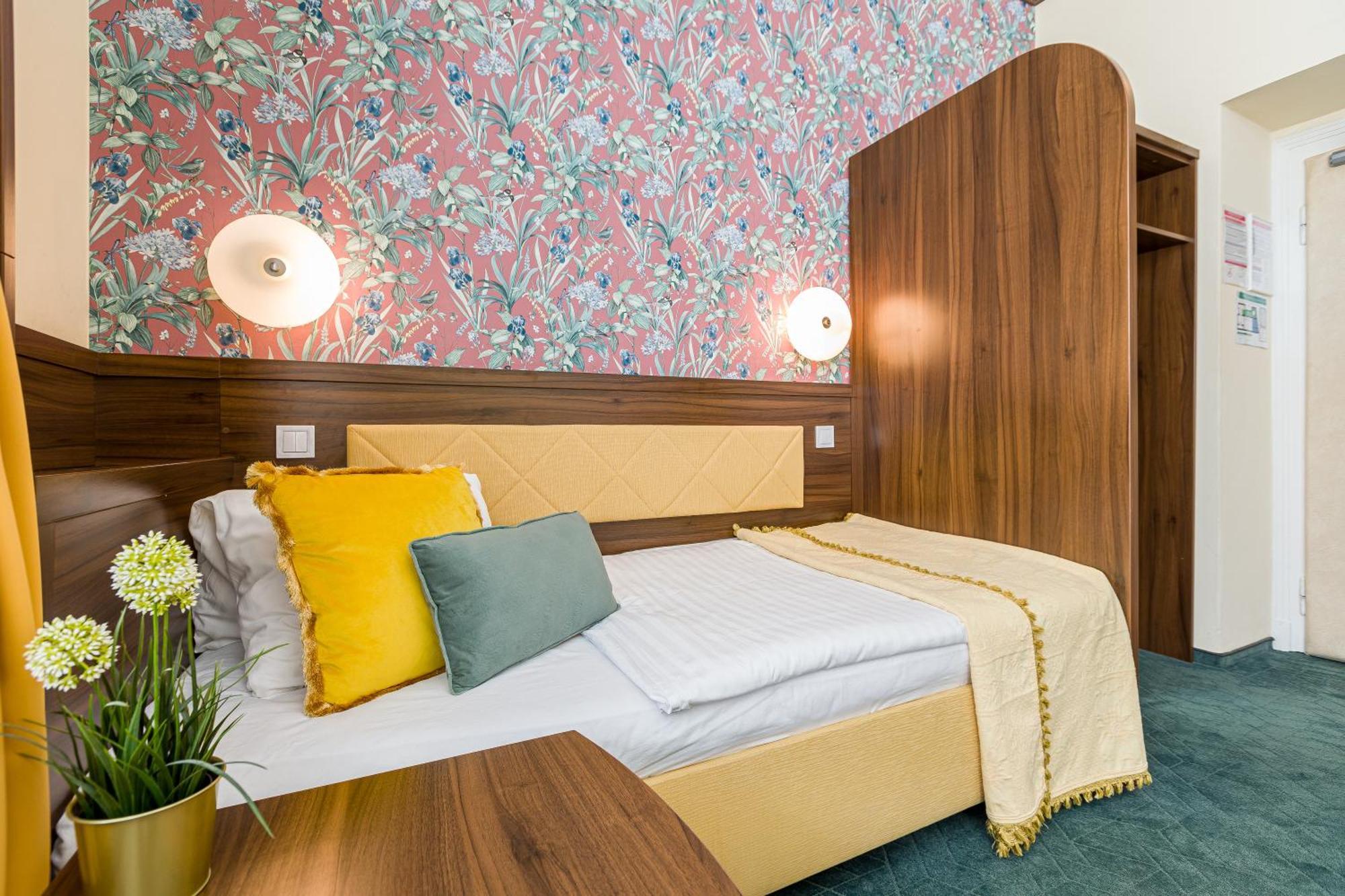 Hotel Arcus Garden Bratislava Ngoại thất bức ảnh